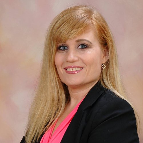 photo of Angela Lawrence